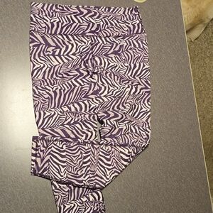 Fabletics Women's Purple Zebra Pattern Leggings